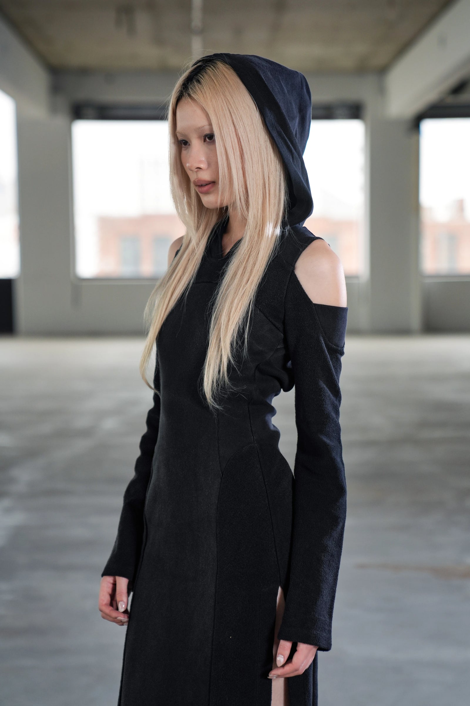 ARES HOODED DRESS - BLACK
