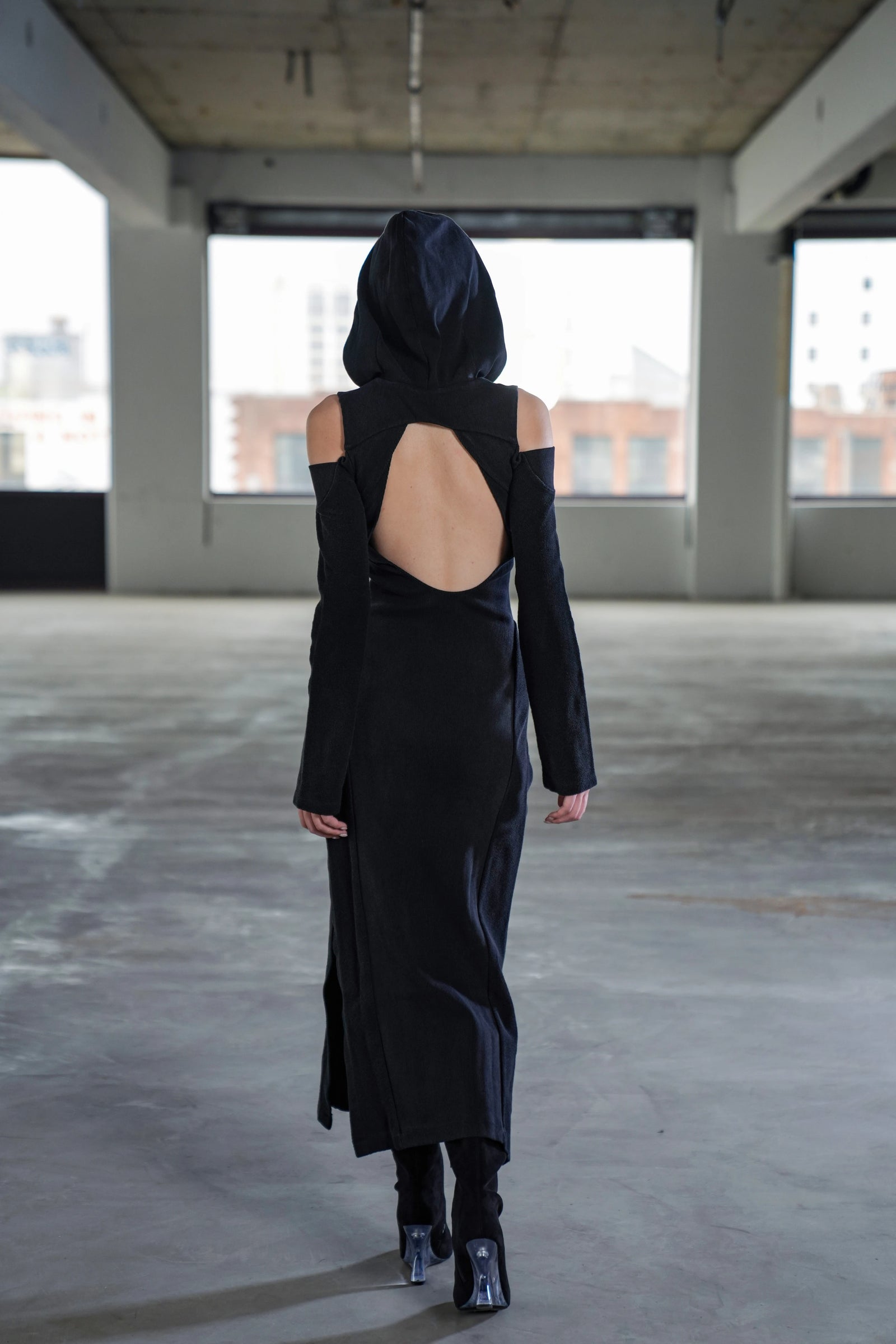 ARES HOODED DRESS - BLACK