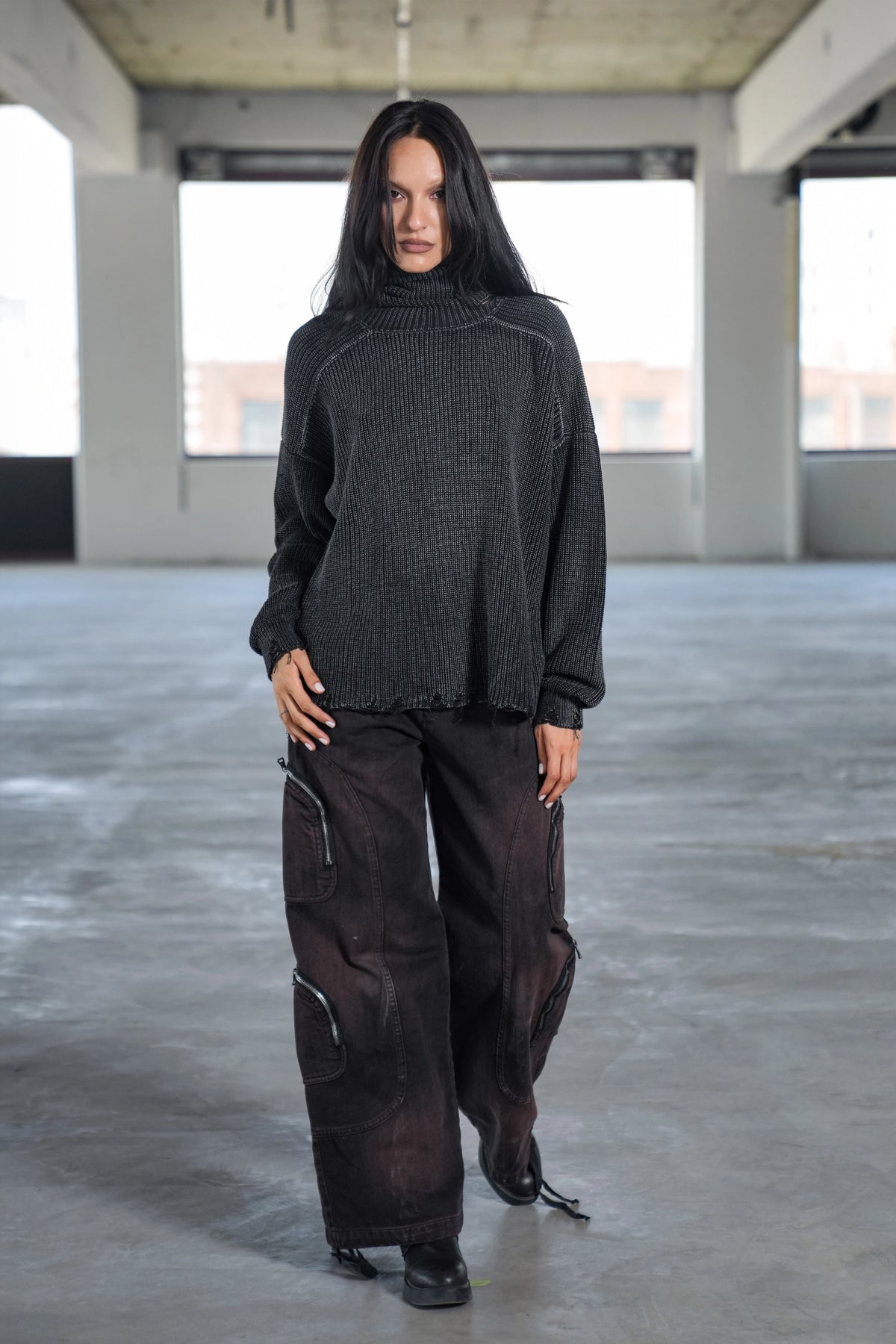 RHAIN KNIT SWEATER - BLACK