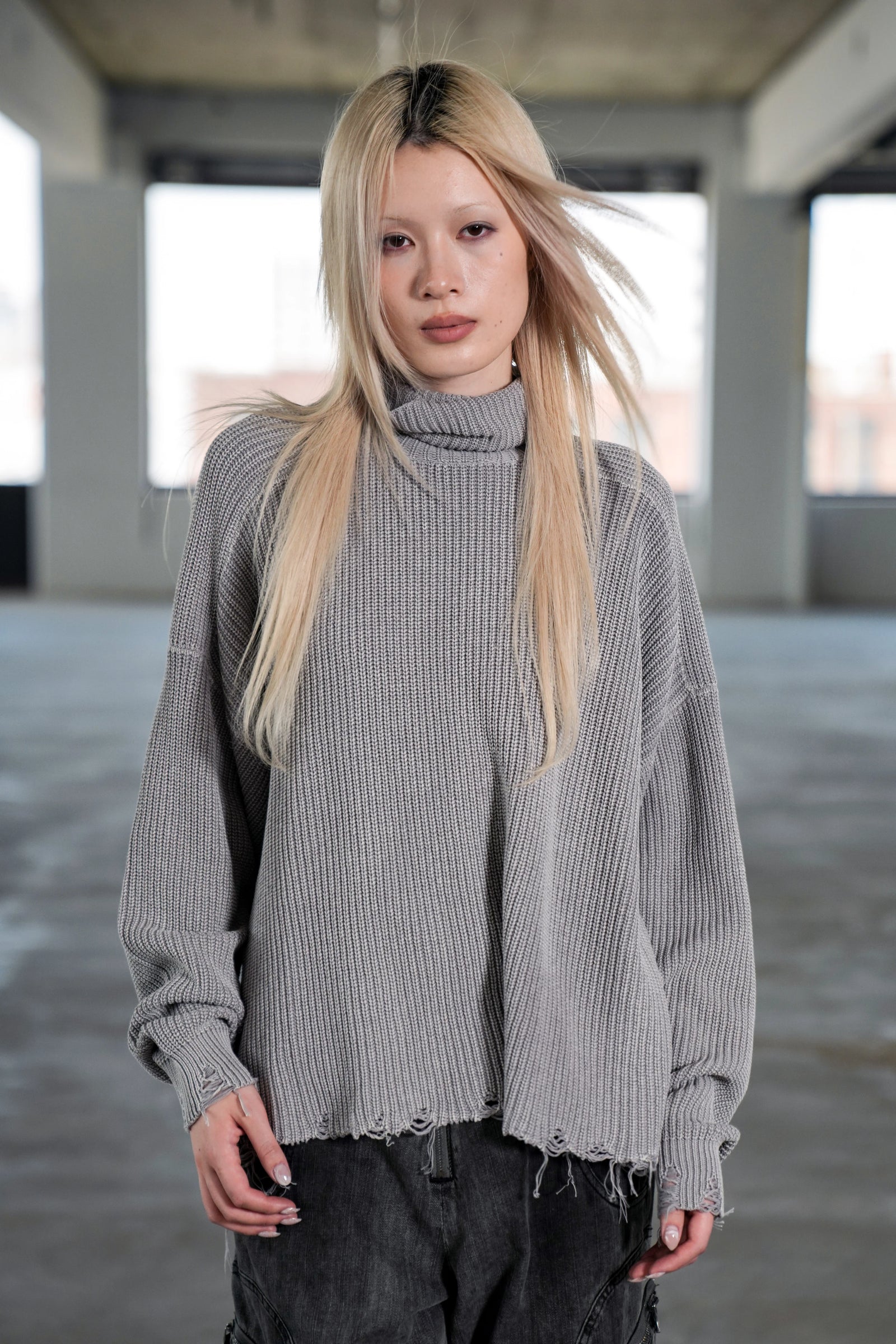 RHAIN KNIT SWEATER - GREY