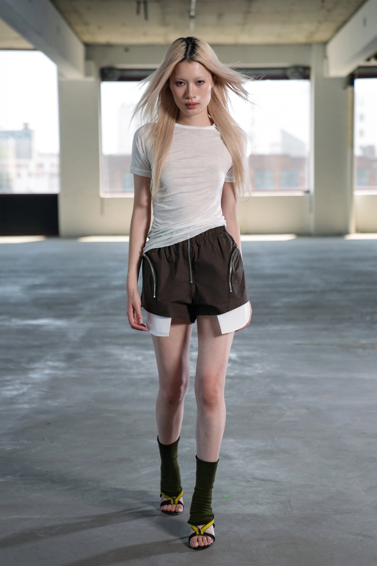 ALLURE SNAP TEE - WHITE