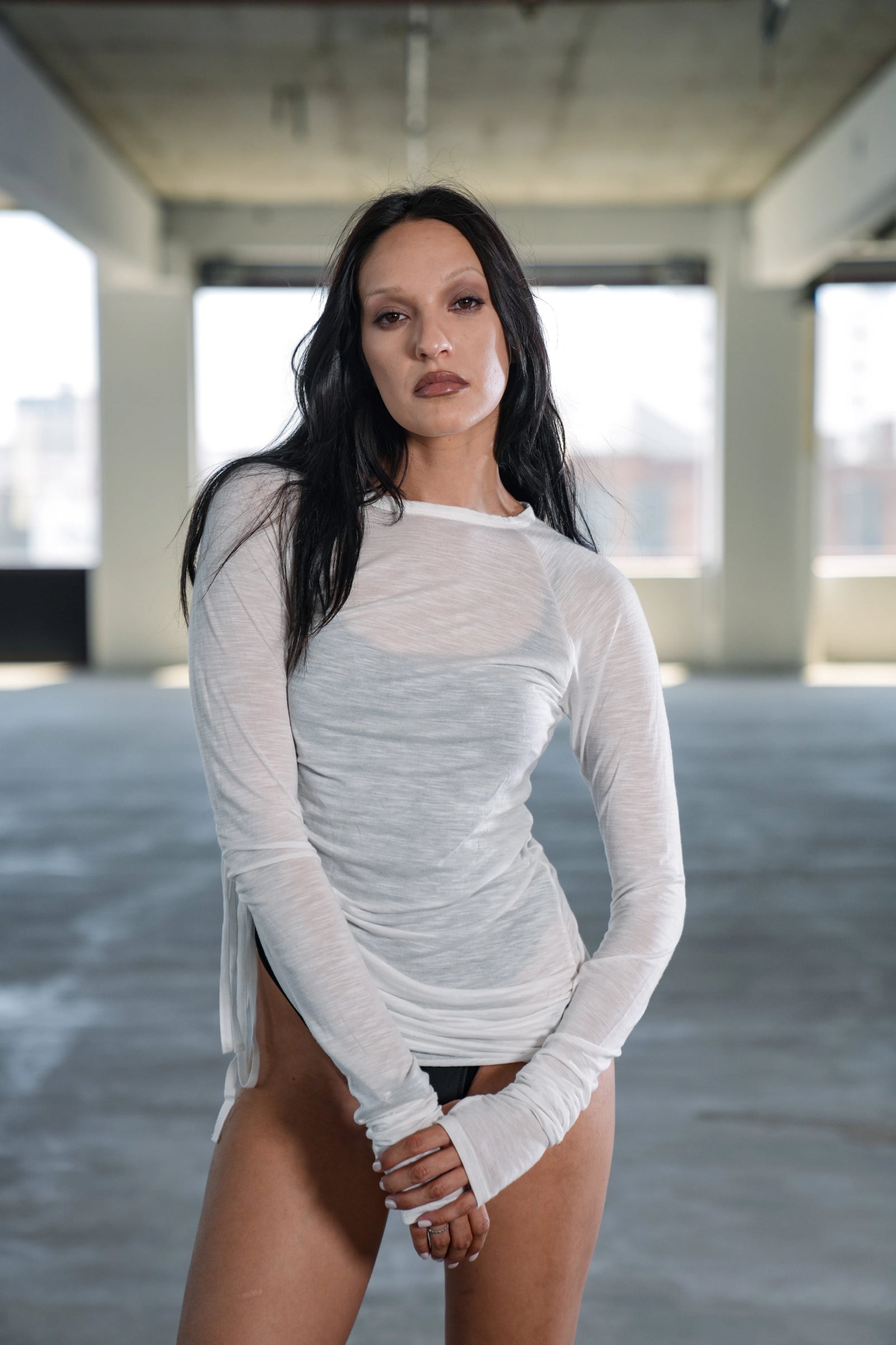 THENA ADJUSTABLE SCRUNCH TOP - WHITE