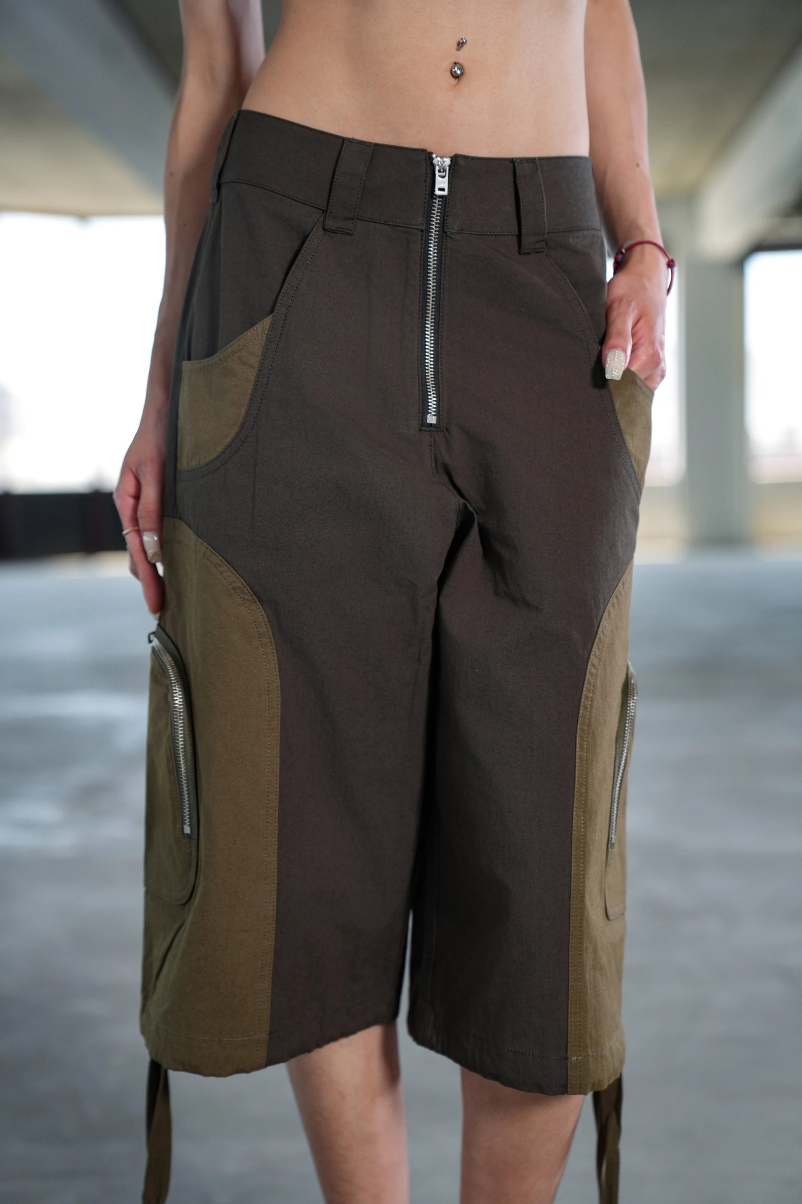 ODYSSEY HIGH-WAISTED CARGO SHORTS - WREN